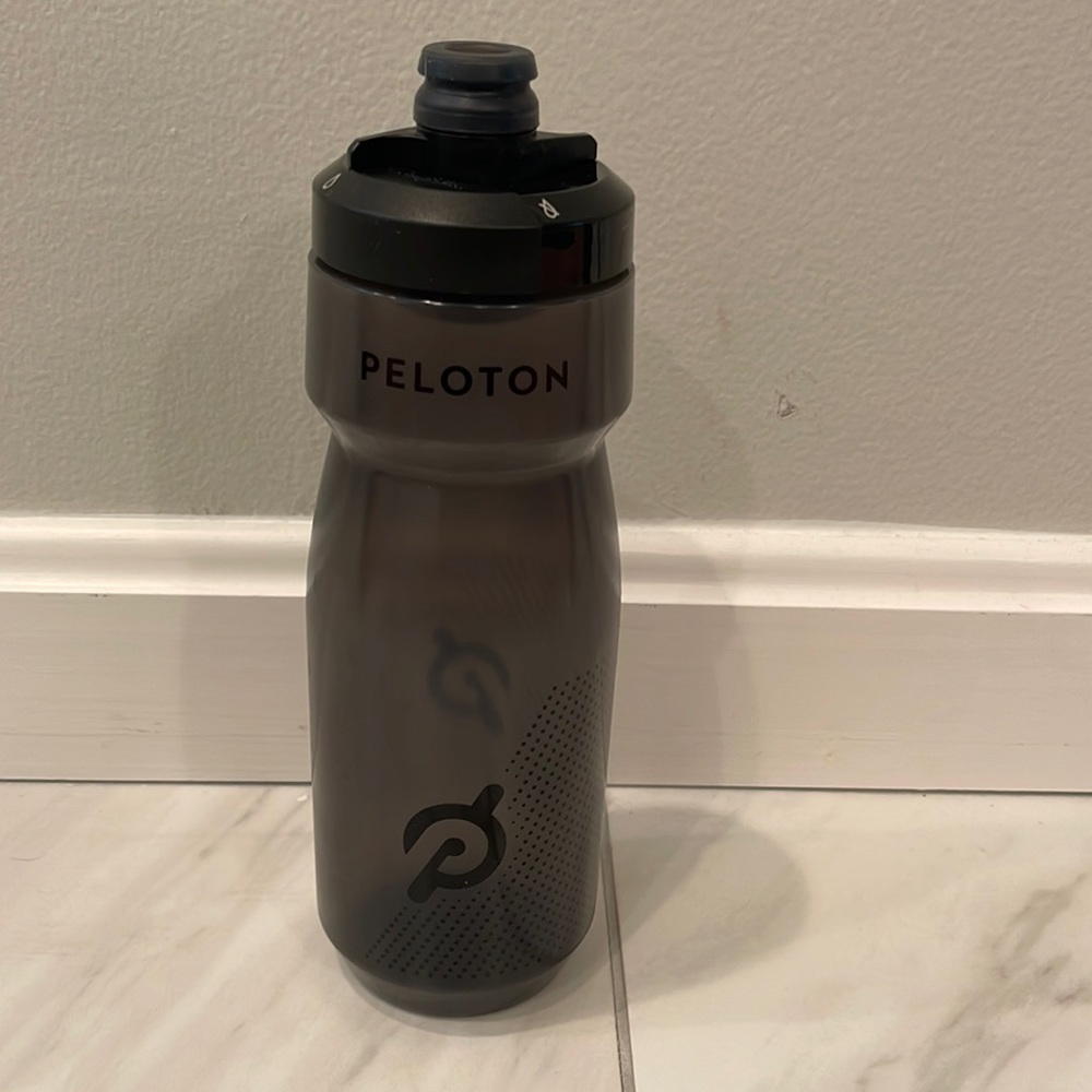 Peloton Camelback Water bottle. New.